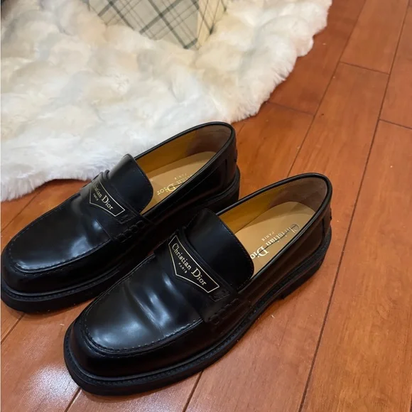 Dior women Black Leather Loafers - Picture 8 of 10